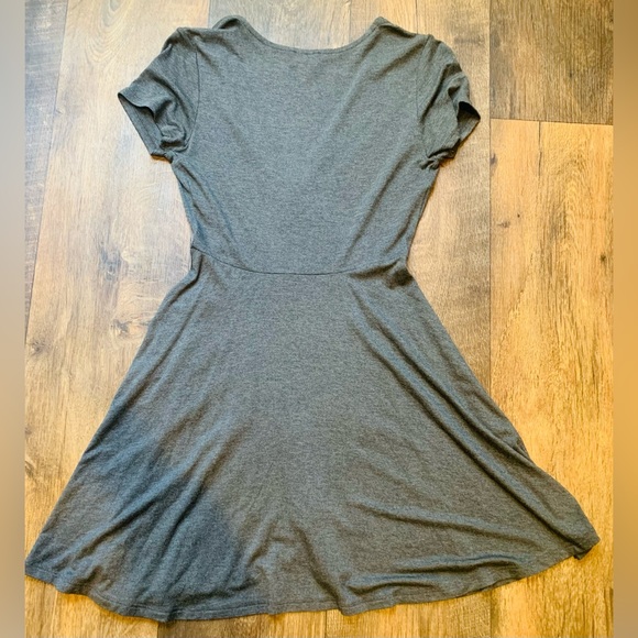 Rolla Coster Gray Wrap Dress Size Small - Picture 2 of 3